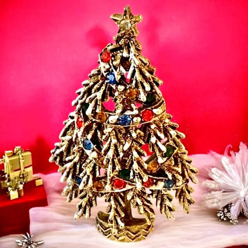 ART Arthur Pepper Vintage Christmas Tree Brooch Rhinestones & Beads Snow Signed